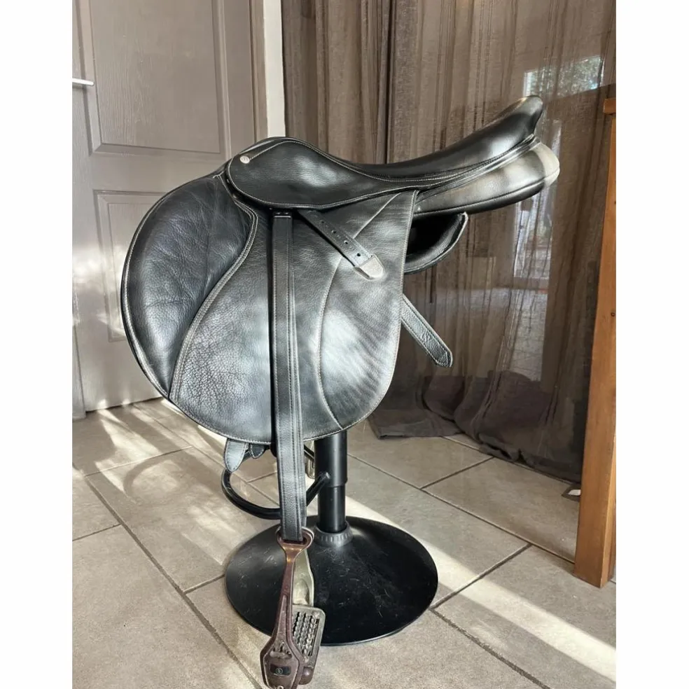 Selle d’obstacles bates 17,5 noire