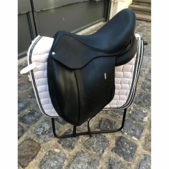 Selle dressage 17' - Marque Arion, gamme Atlas