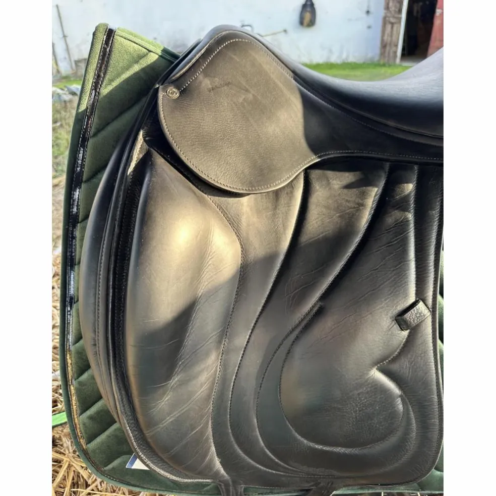 Selle Dressage Antares Cadence