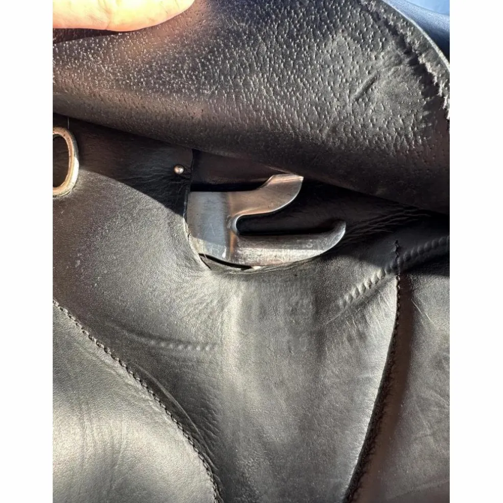 Selle Dressage Antares Cadence