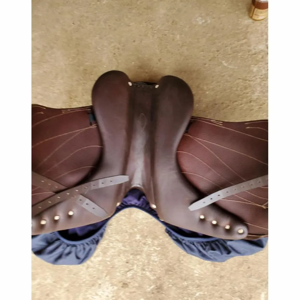 Selle Dressage Antares Concept 17
