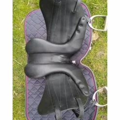 Selle dressage Butet noire 17.5