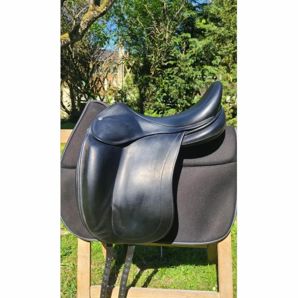 Selle dressage childeric dsc 18 pouces