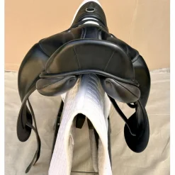 SELLE DRESSAGE CHILDERIC 2 DSC 175