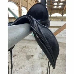Selle Dressage Childeric 2022 - 17,5 - état neuf - URGENT