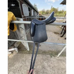 Selle dressage Custom Saddlery