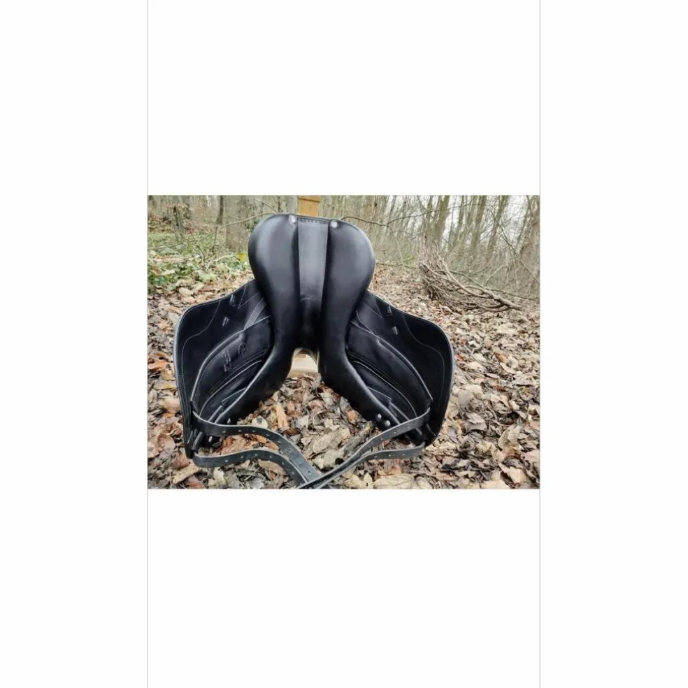 Selle dressage CWD 18’
