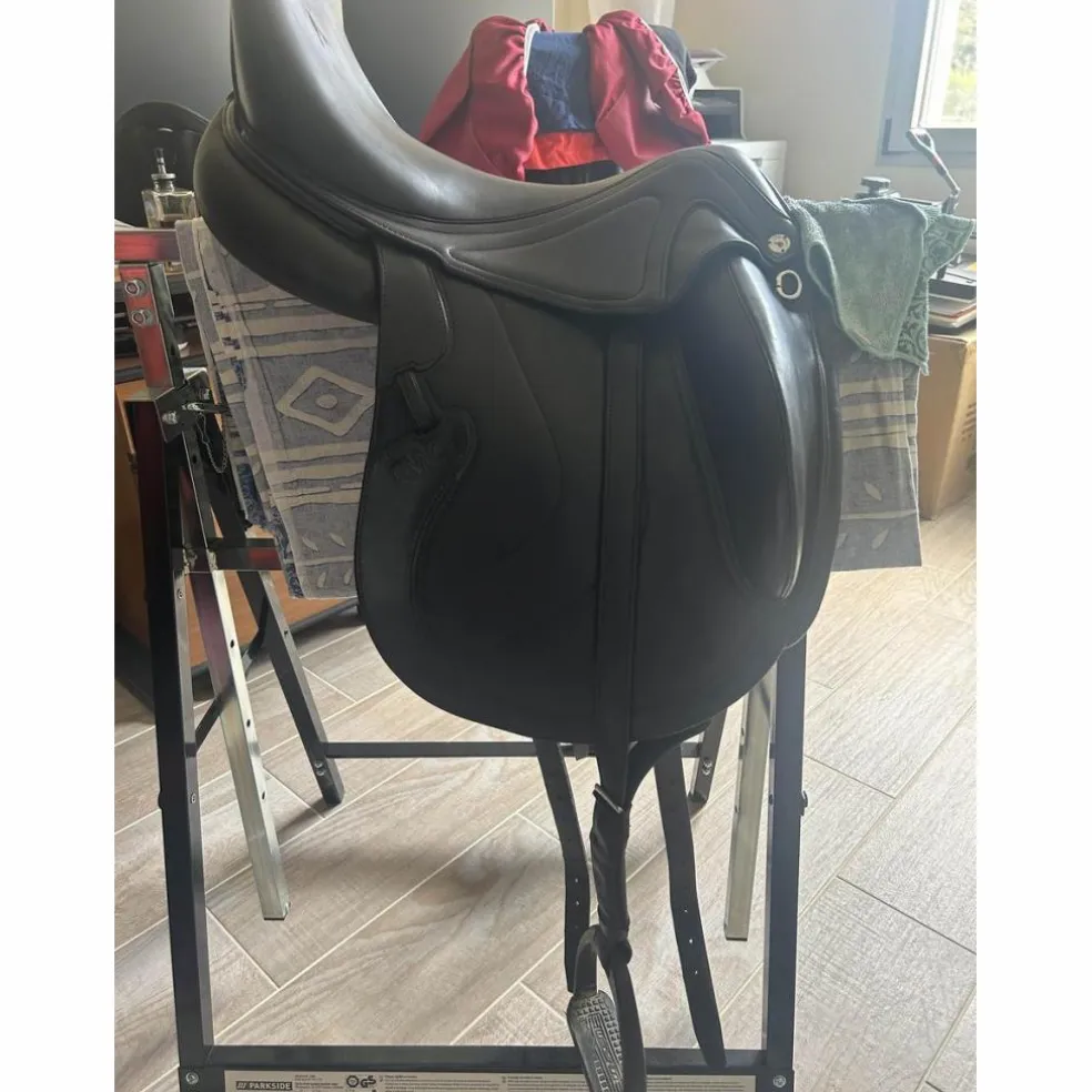 Selle dressage CWD SE37
