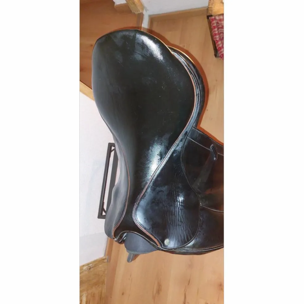 Selle dressage Devoucoux