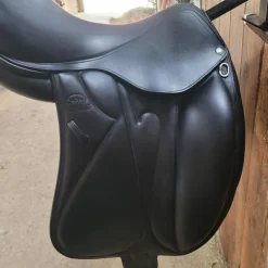 Selle dressage devoucoux