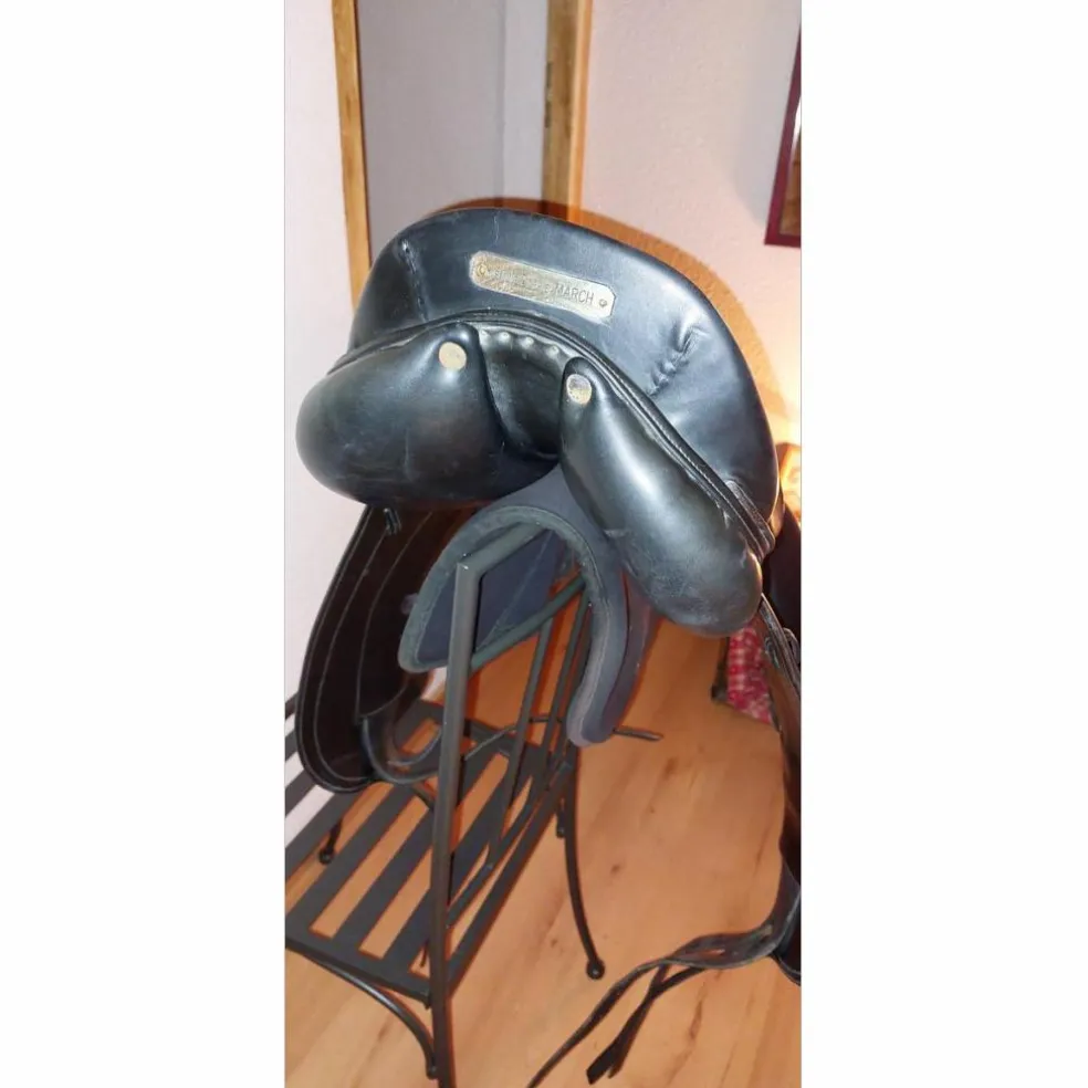 Selle dressage Devoucoux