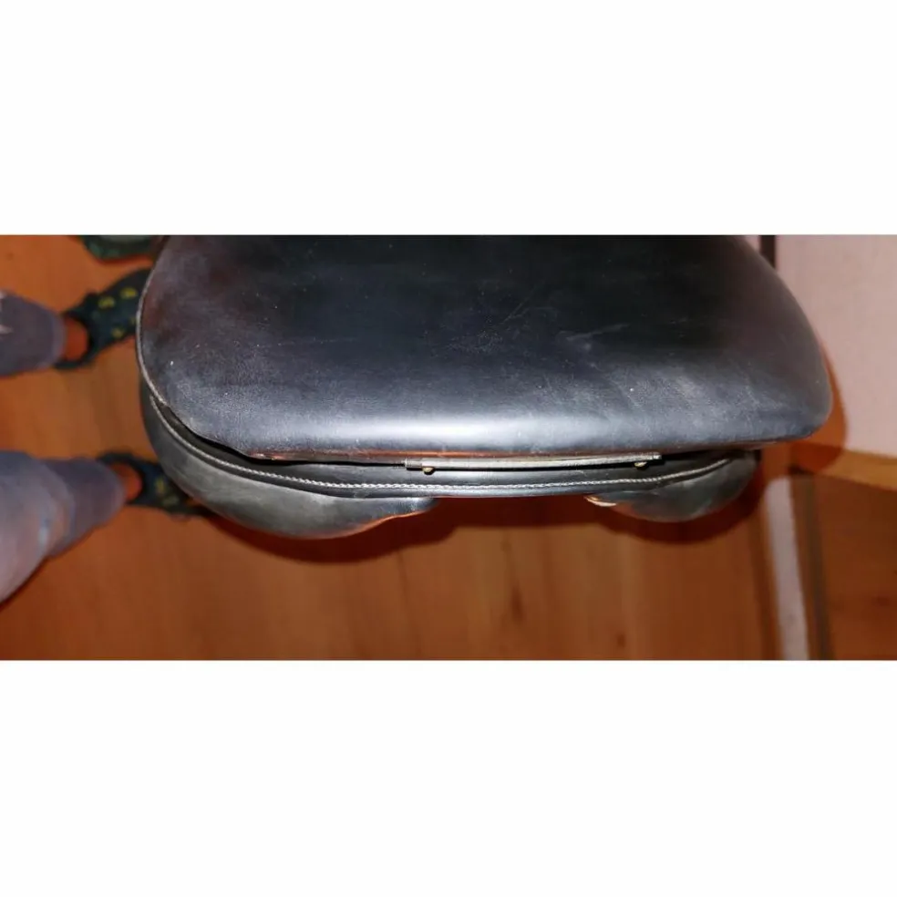 Selle dressage Devoucoux
