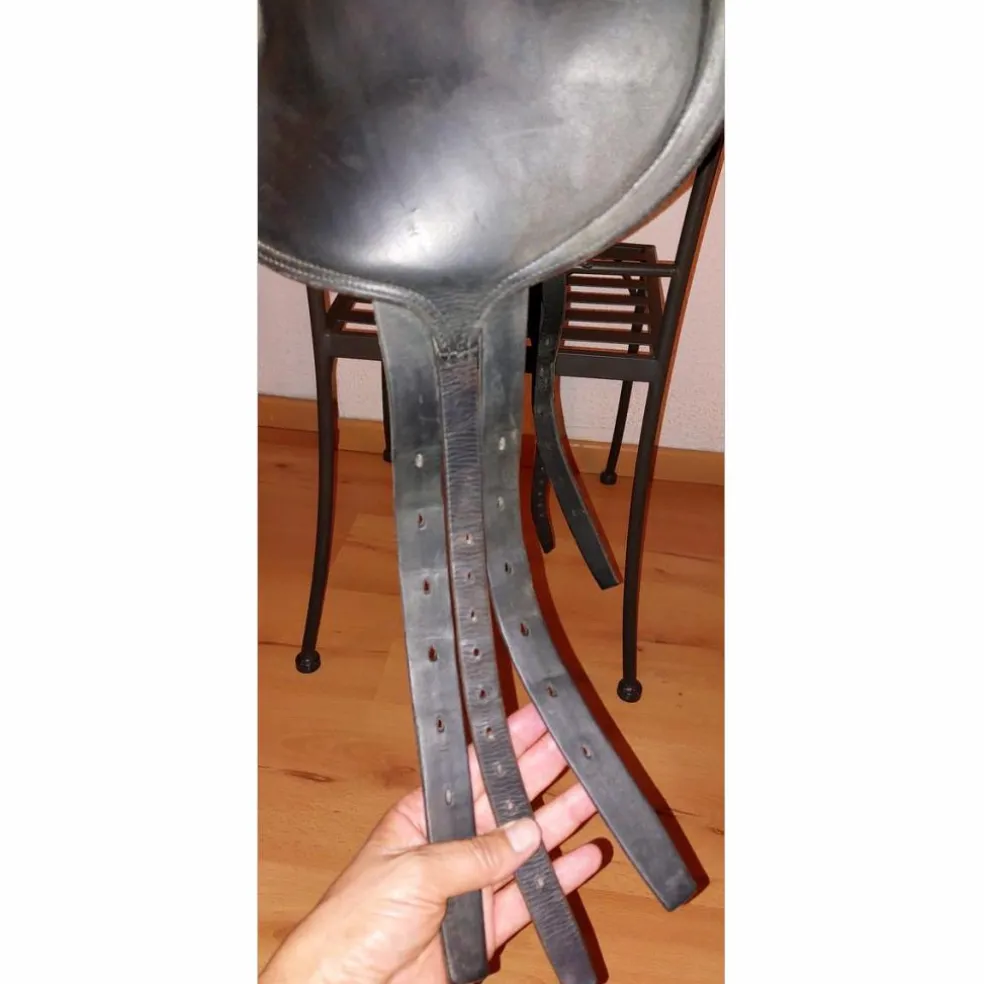 Selle dressage Devoucoux