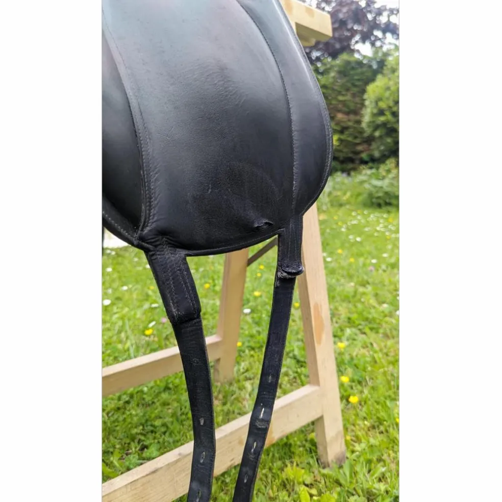 Selle dressage Devoucoux 17'