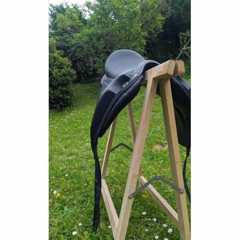 Selle dressage Devoucoux 17'