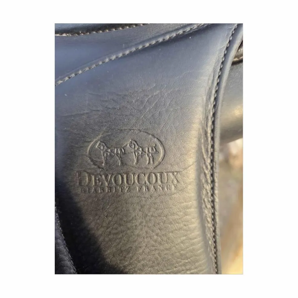 selle dressage DEVOUCOUX MAKILA LAB 17.5