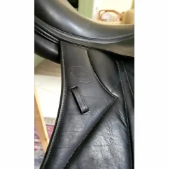 Selle dressage Devoucoux 18