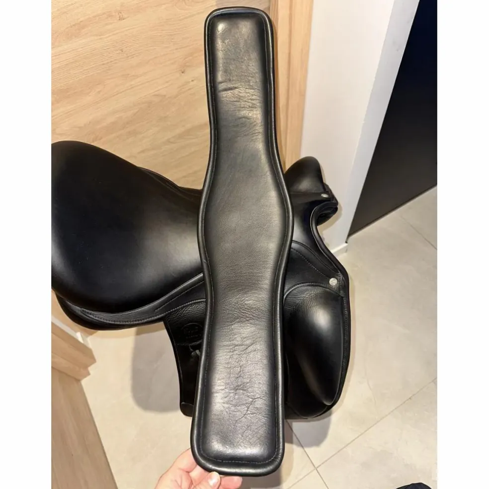 Selle dressage Eric Thomas DTA Antares