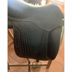 Selle dressage excellent état