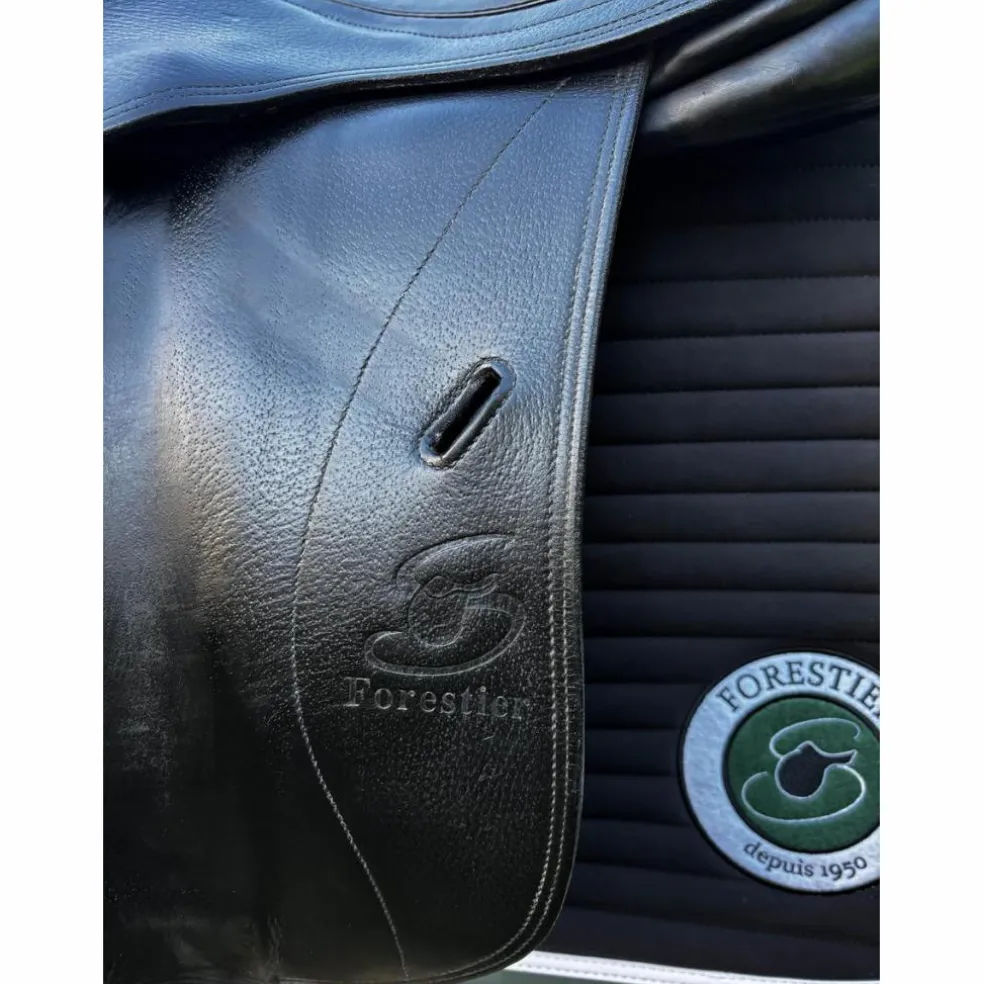 selle dressage forestier