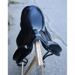 Selle dressage Forestier Aachen 17'