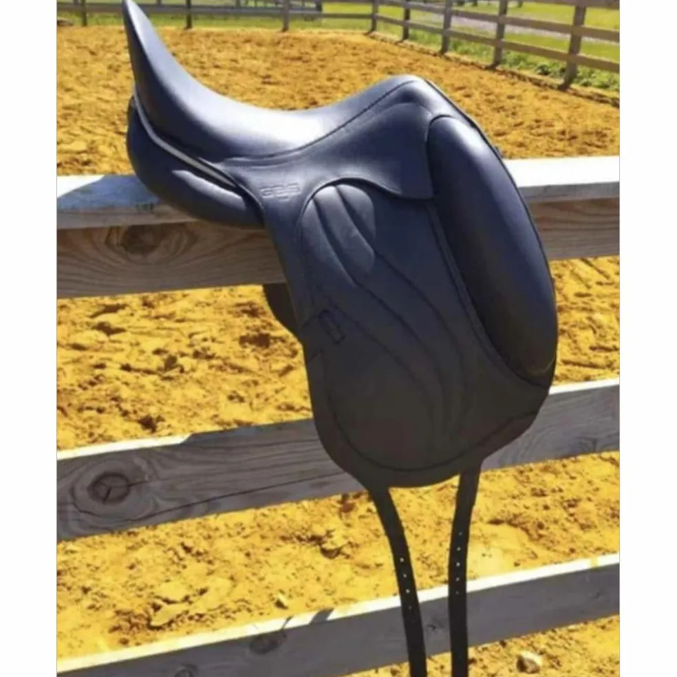 SELLE DRESSAGE GBS