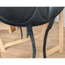 Selle dressage Makila Devoucoux année 2012 taille 18
