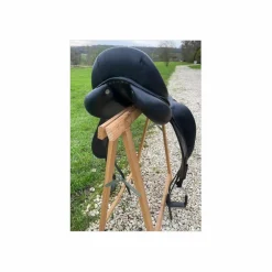 Selle dressage noire 17' Vincent Gaffet excellent état