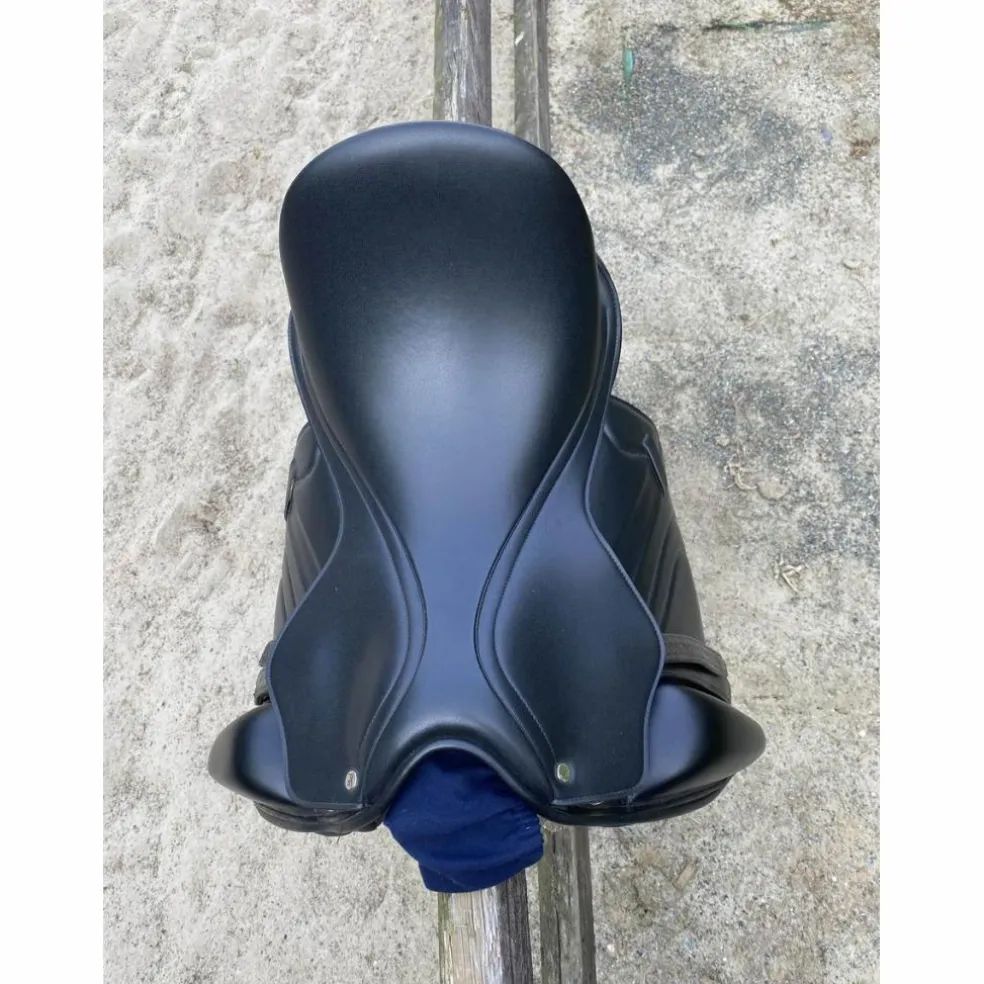 Selle Dressage Premier Equine 18"
