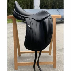 Selle dressage Équipe Viktoria taille 17,5