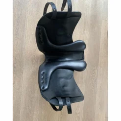 Selle dressage Équipe Viktoria taille 17,5