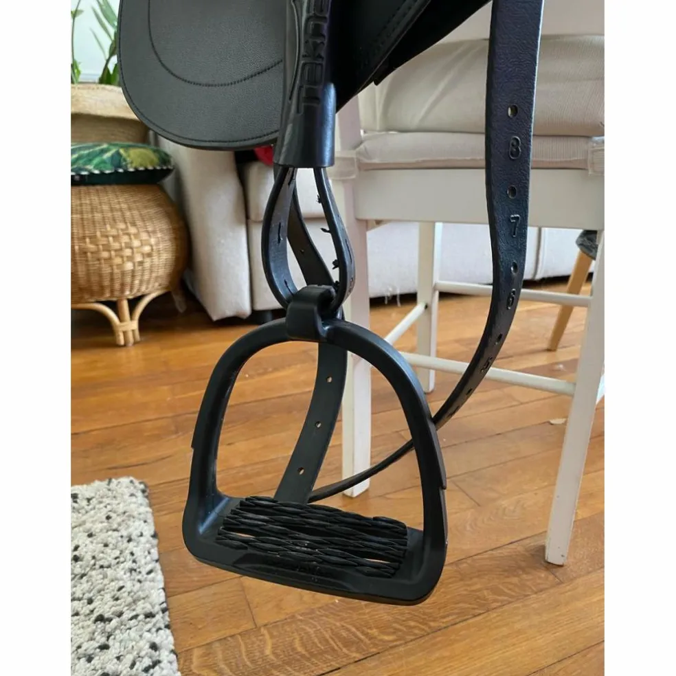 Selle dressage Tekna 17,5