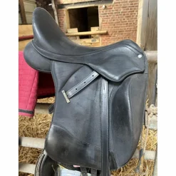 Selle dressage wintec contourbloc pro