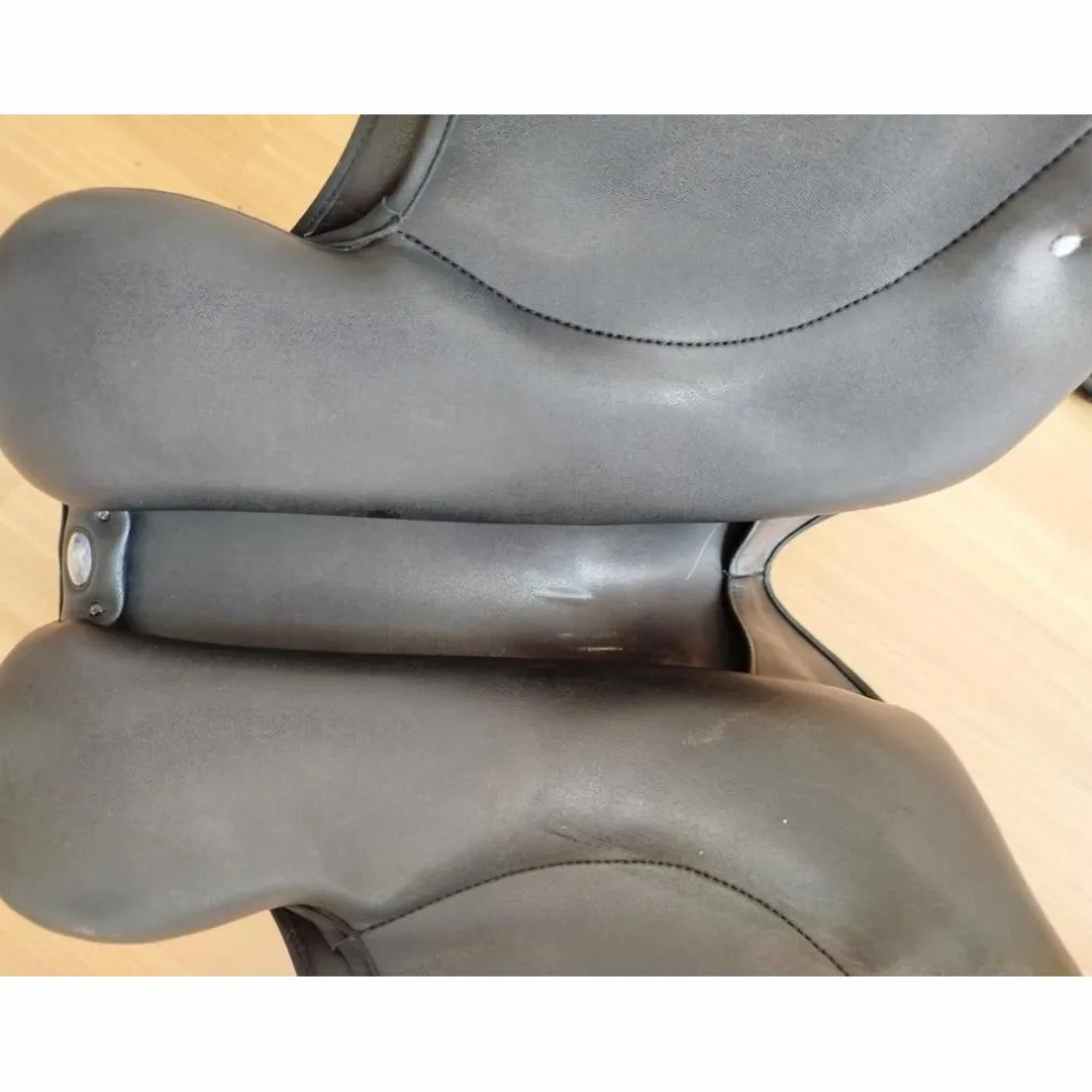 Selle dressage Wintec Isabell 16'5 cair