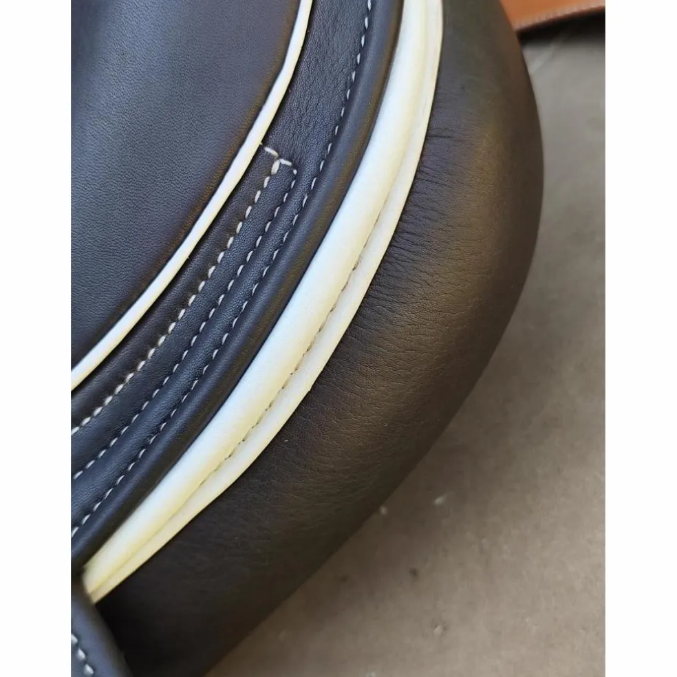 Selle EKUS F4 - 17,5" état neuf