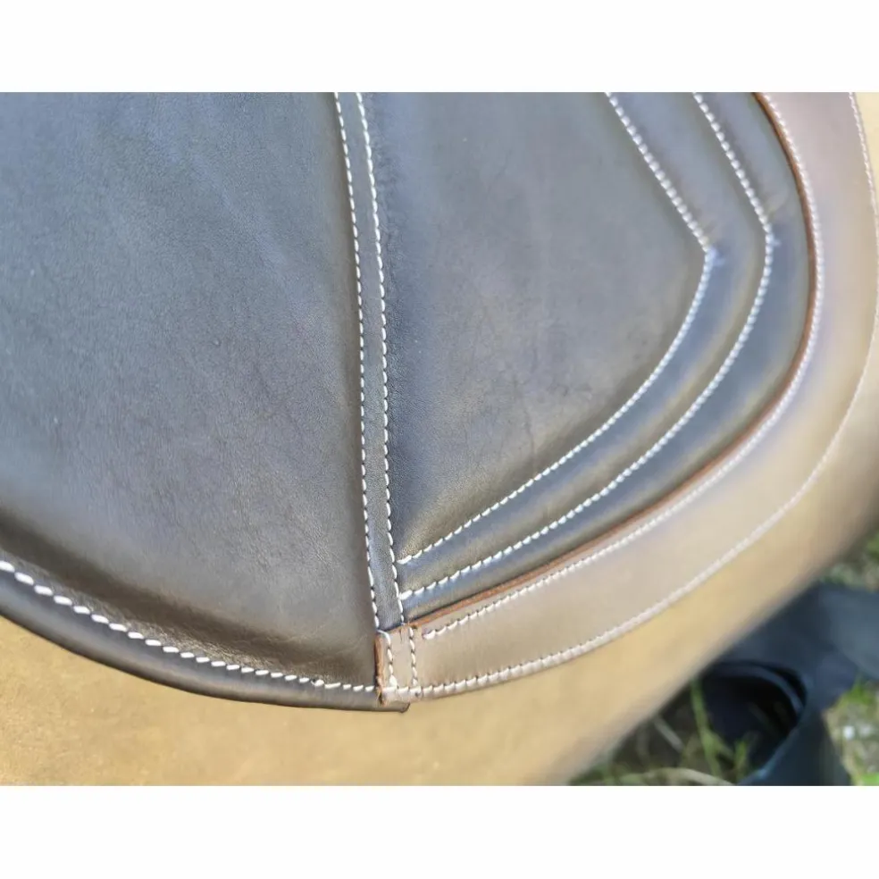Selle EKUS F4 - 17,5" état neuf