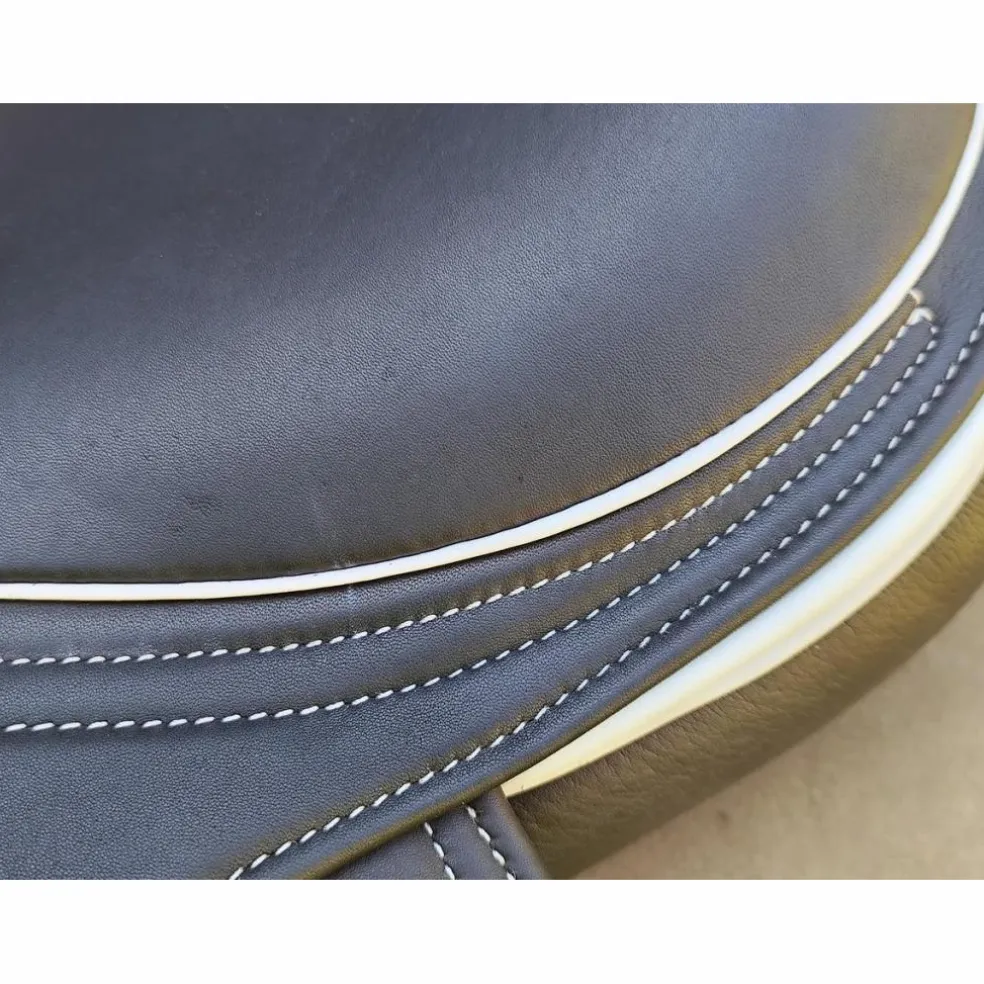 Selle EKUS F4 - 17,5" état neuf