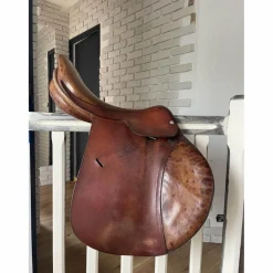selle en cuir HARAS DU LION D’ANGERS