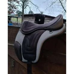 selle en tissu très légère