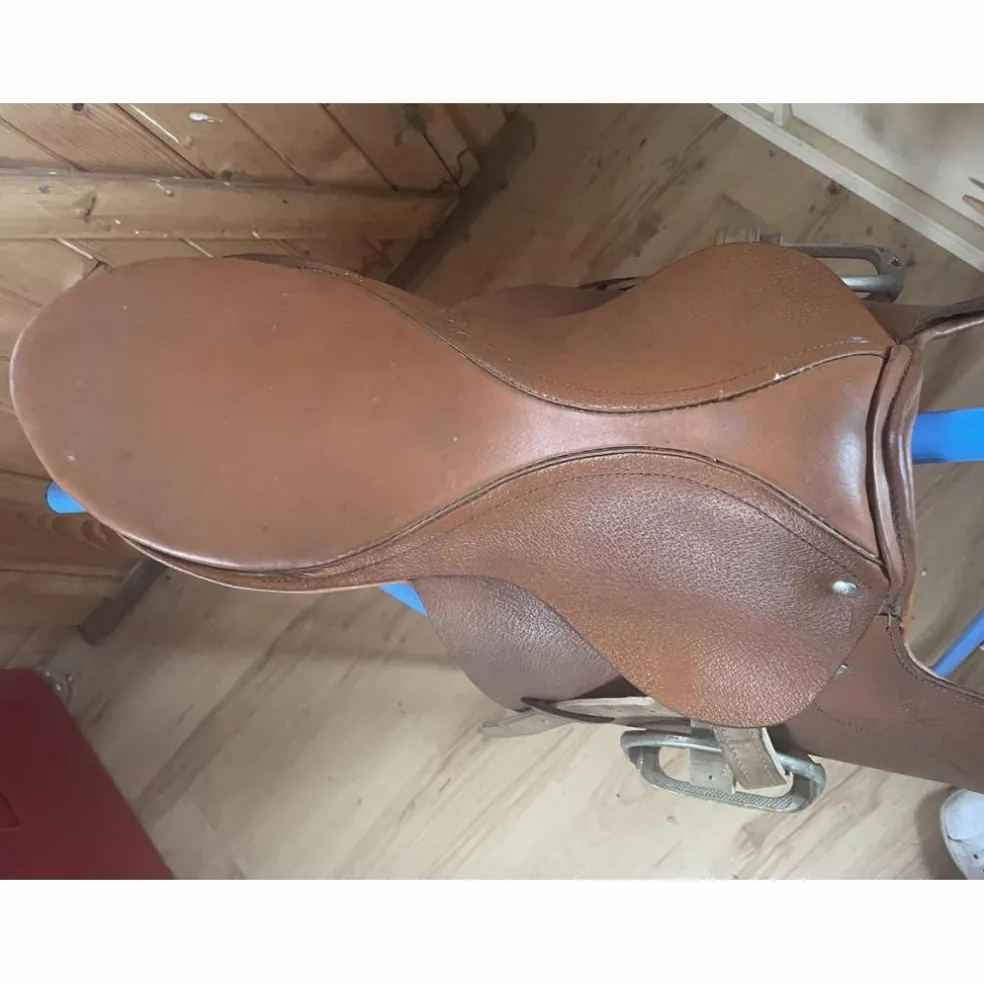 Selle entraînement course Rossi y Caruso