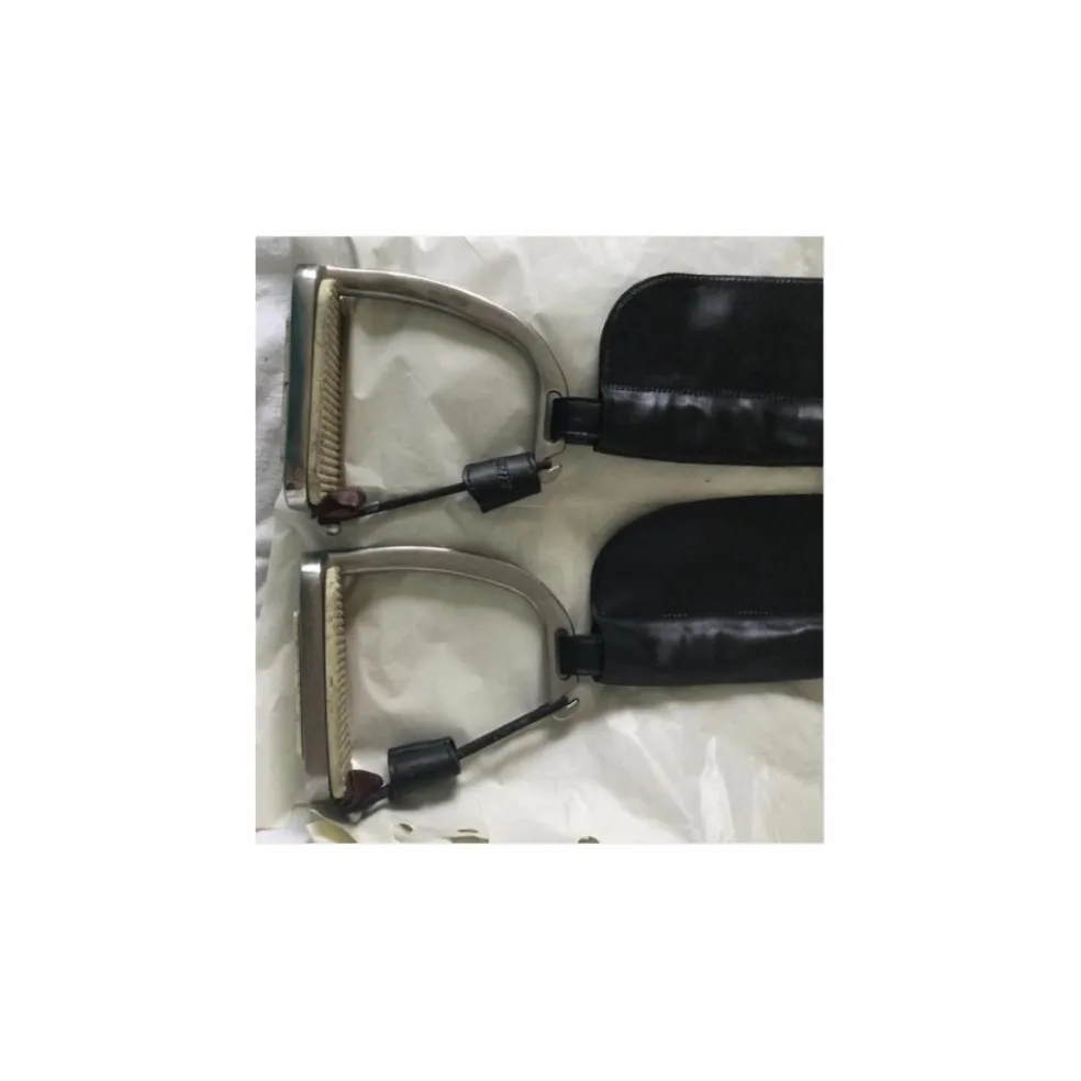 Selle EZ fit en cuir sans arcon + accessoires