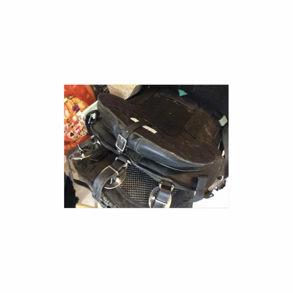 Selle EZ fit en cuir sans arcon + accessoires