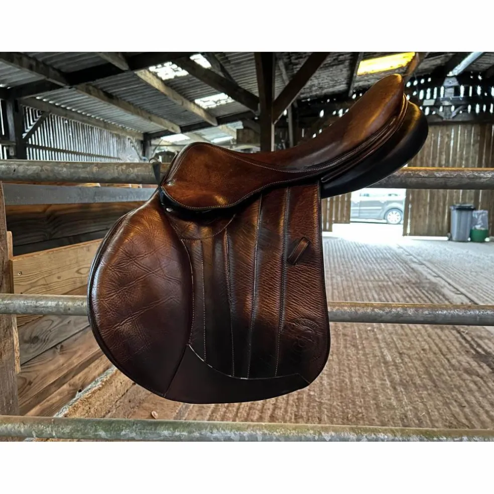 Selle Forestier Seoul 18"/3AA PRO