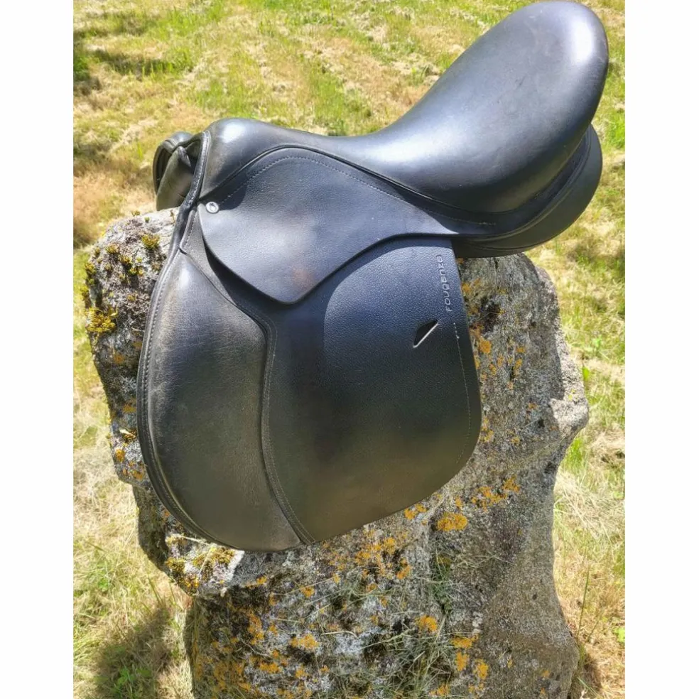 selle fouganza noire 17 pouce 1/2