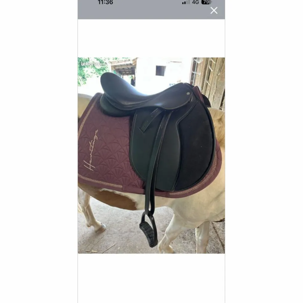 Selle Fouganza noire 17,5cm
