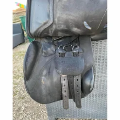 selle fouganza noire cuire