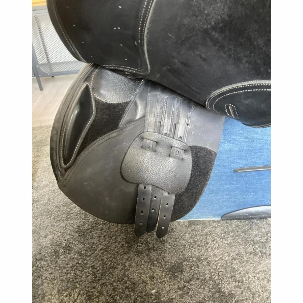 Selle Fouganza Paddock – Cuir noir – 310