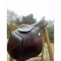 Selle GBS de CSO Taille 17