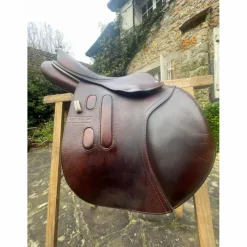 Selle GBS de CSO Taille 17