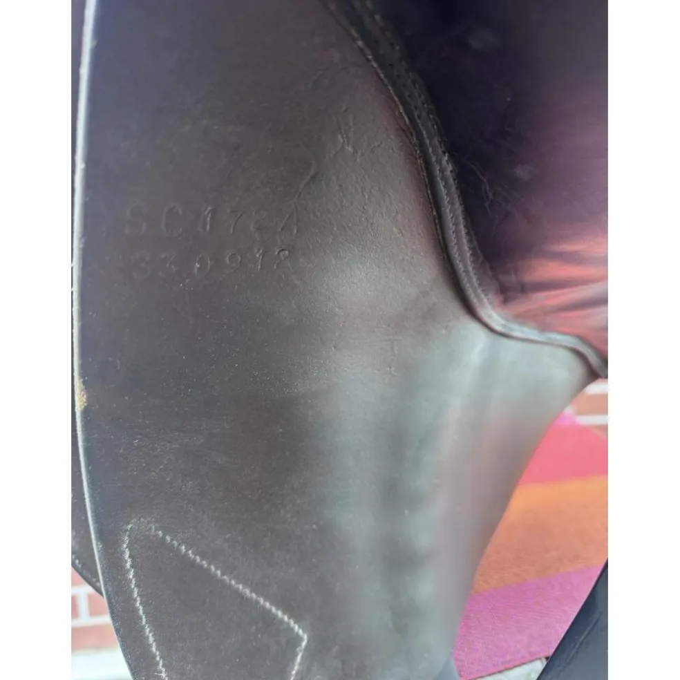Selle GBS marron taille 17